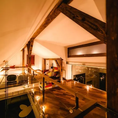Apartment Triplex Kings In Old Town *