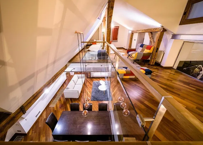 Triplex Kings In Old Town Apartment Prag